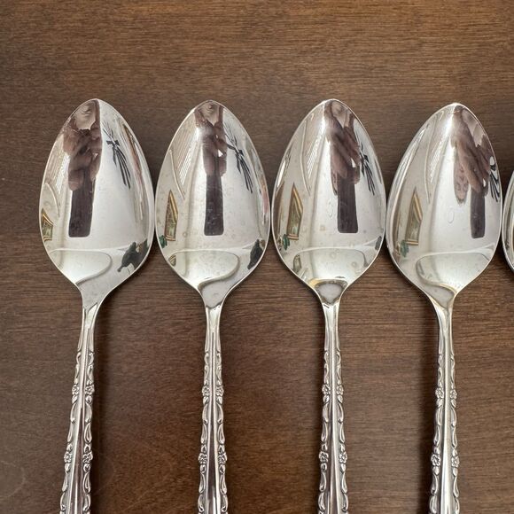 6 Oneida Cherie Oval Soup Serving Spoons Deluxe Stainless Flatware Glossy USA 8” - Picture 6 of 8